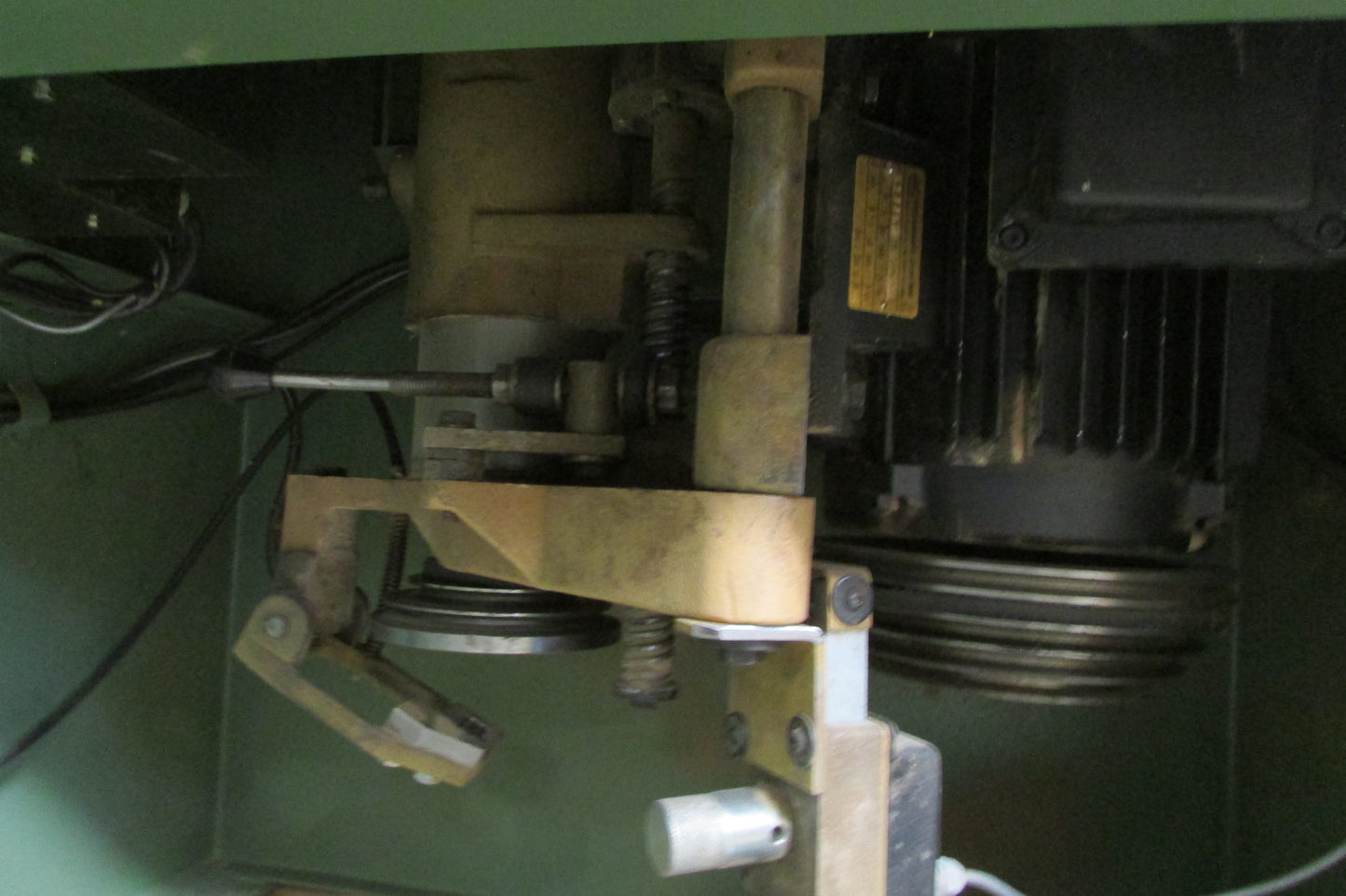 SCM T130 Tischfräse inkl. 4-Rollen Vorschub + AIGNER Integralanschlag