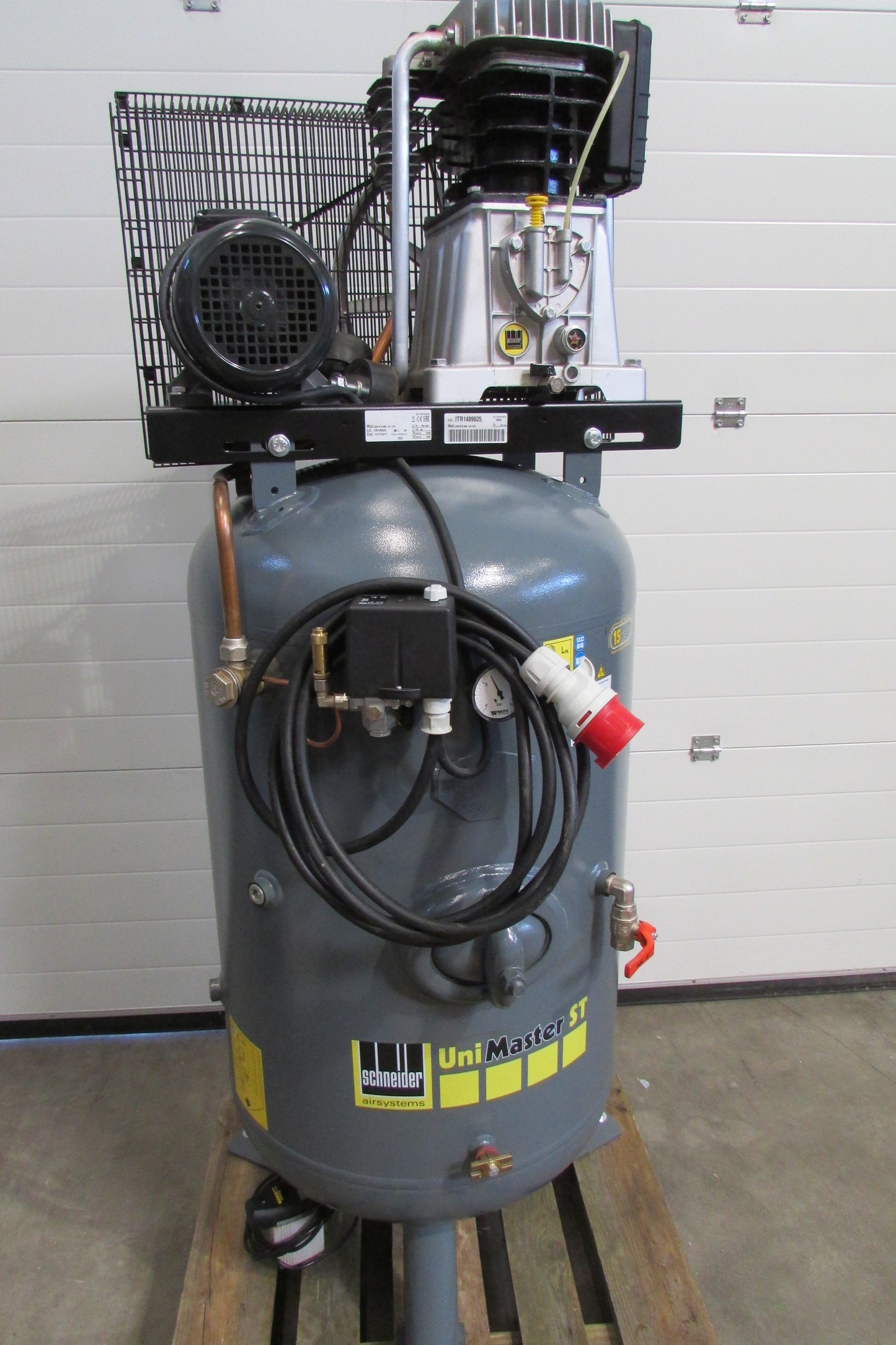Schneider Airsystems Kolbenkompressor UNM STS 660-10-270 gebraucht