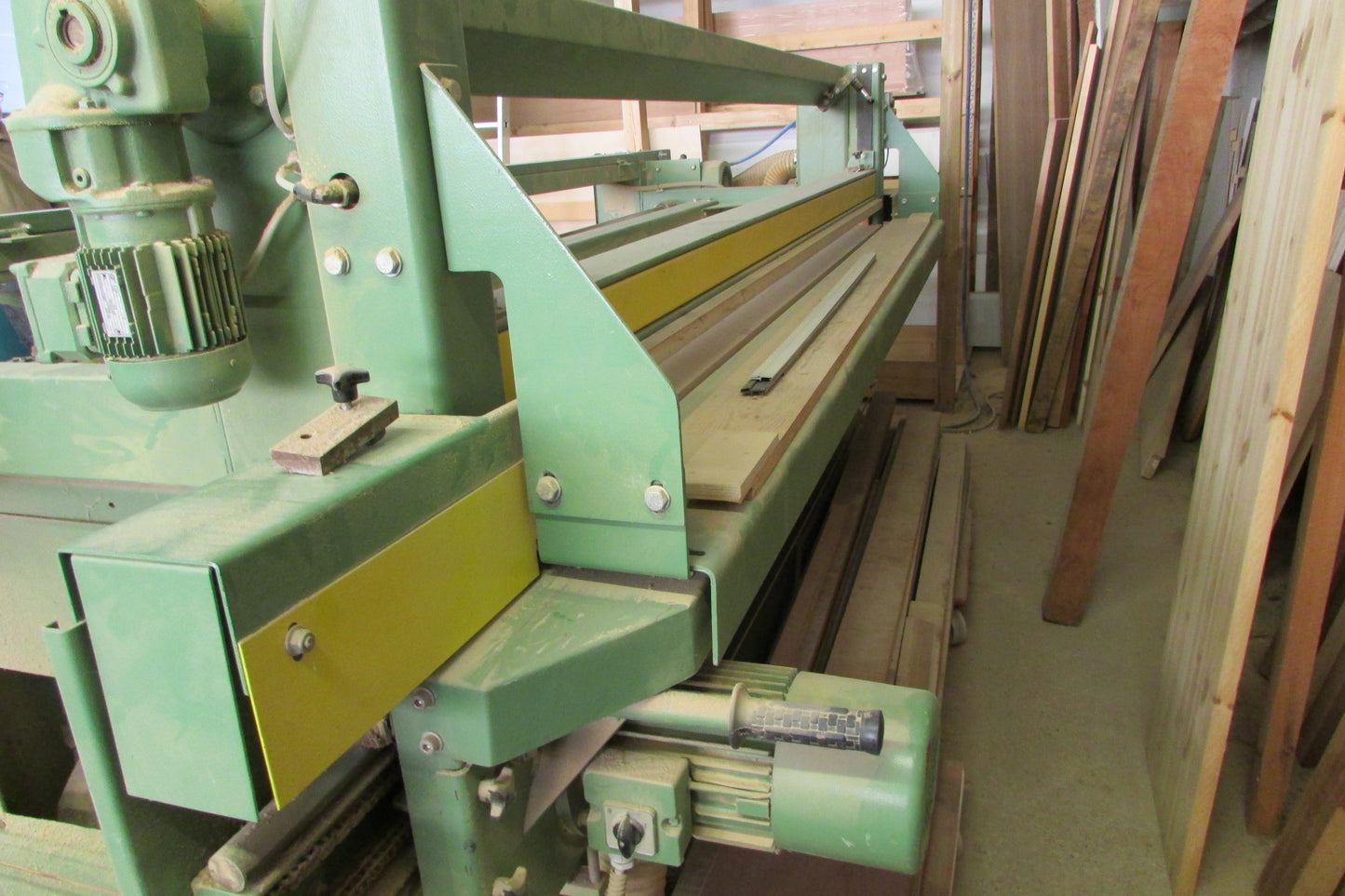 STEKO 228 P.B.S. Formatsäge-Langbandschleifer-Furnierpresse kombiniert