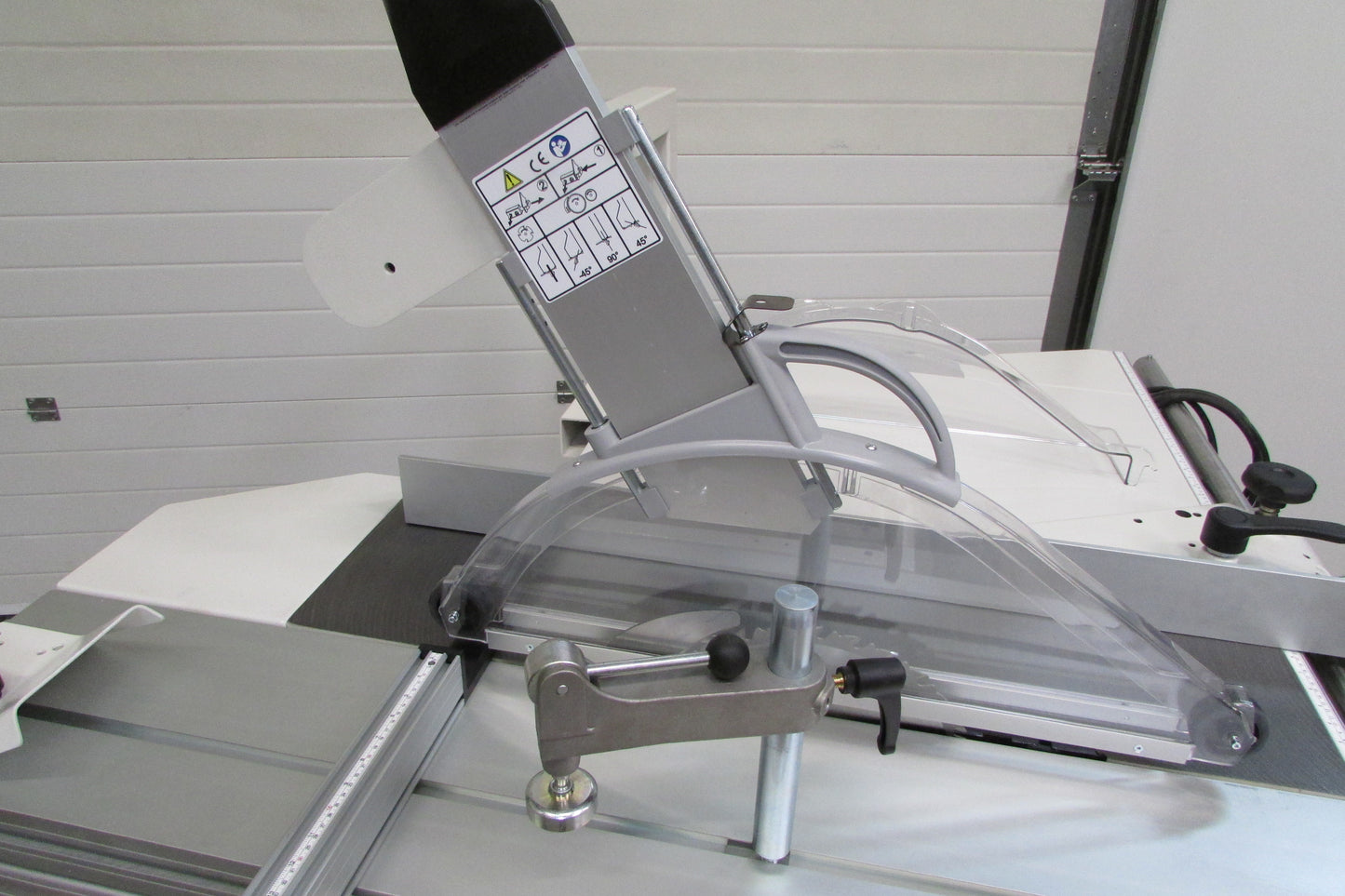 Holzkraft / SCM minimax SC2c (ohne Vorritzer) mit Sägeblattpendelschutz