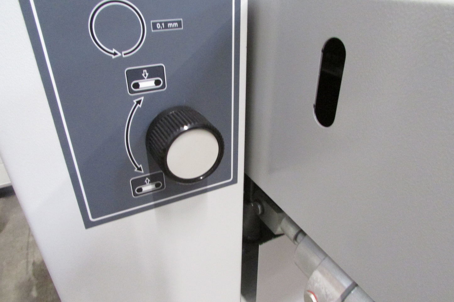 UNITEK Typ NICE LC 670 1N KRT Breitbandschleifmaschine (Neumaschine)