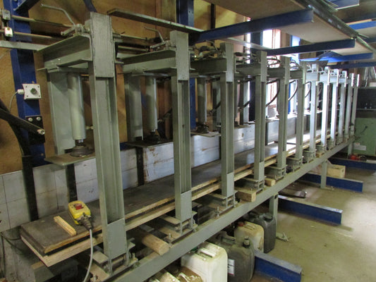 Balkenpresse ölhydraulisch 6.000mm Presslänge
