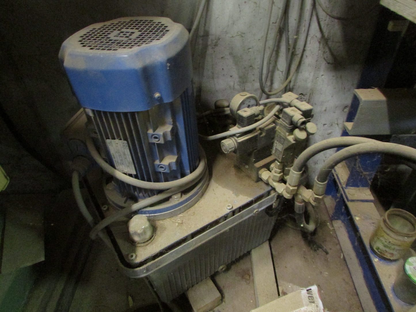 Balkenpresse ölhydraulisch 6.000mm Presslänge