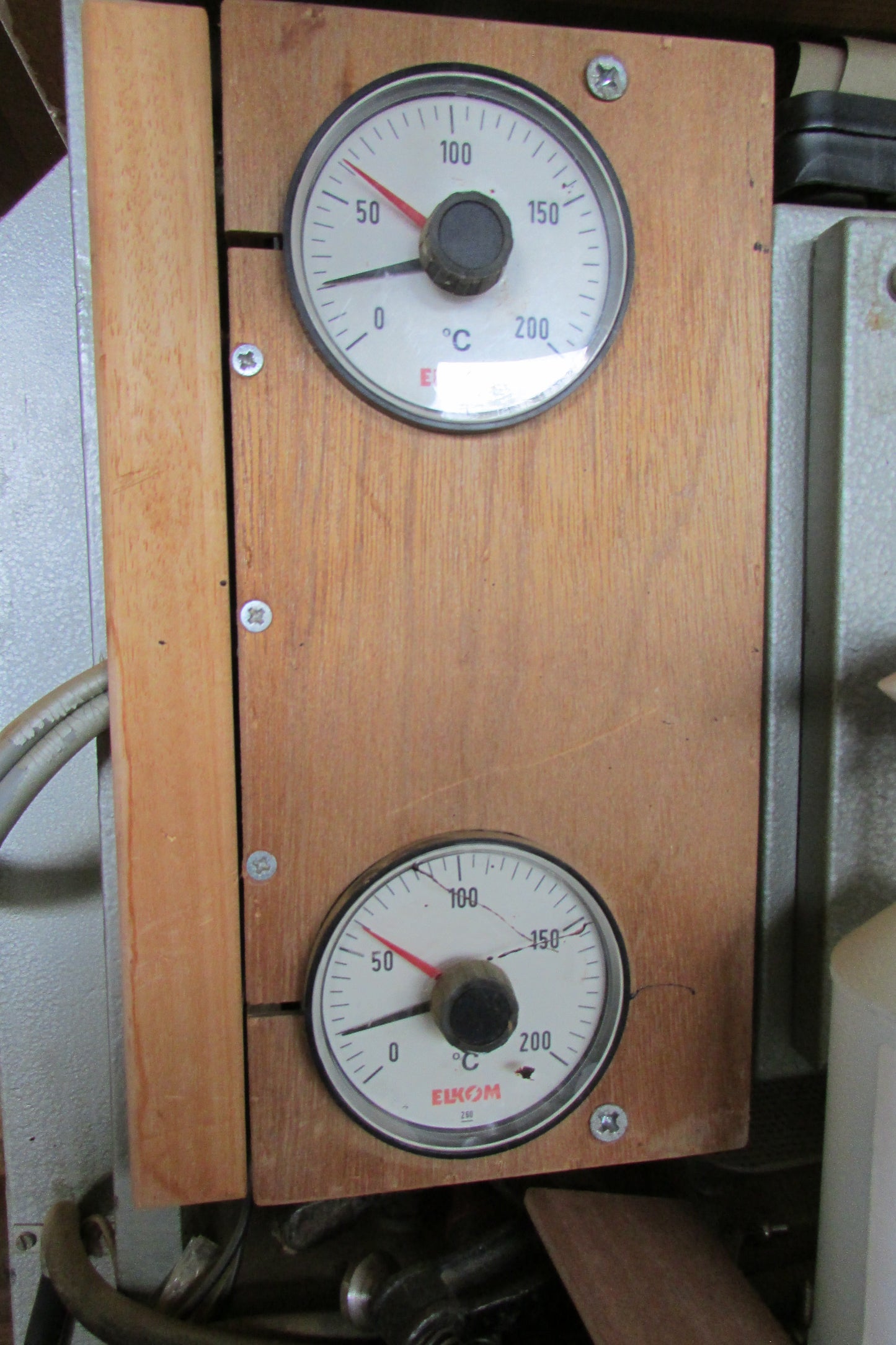 Heizplatten-Furnierpresse SCHUBERT 130x260cm Goldeloxierte Platten - gebraucht