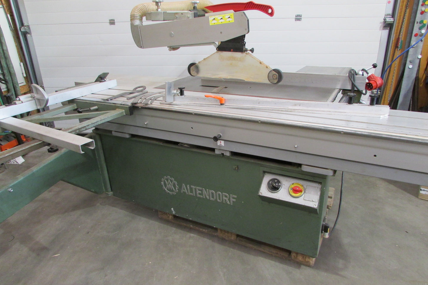 Altendorf Formatkreissäge F45 - gebraucht