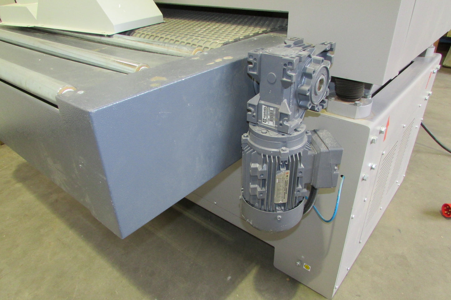 Breitbandschleifmaschine Houfek BULLDOG 1100C - gebraucht