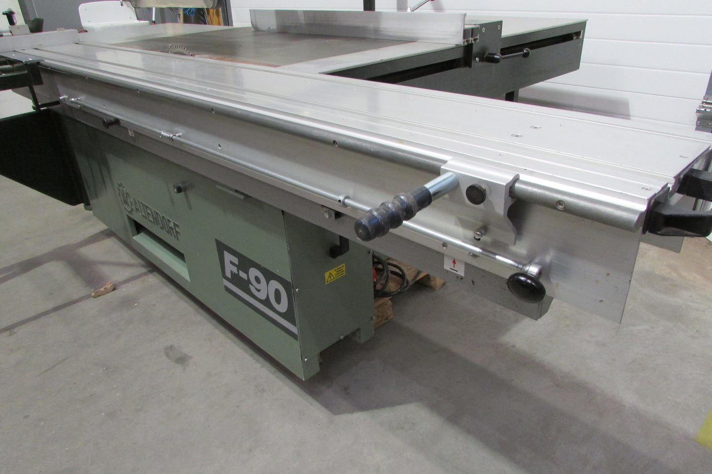 Formatkreissäge Altendorf F90 ELMO - Laser - Gebrauchtmaschine