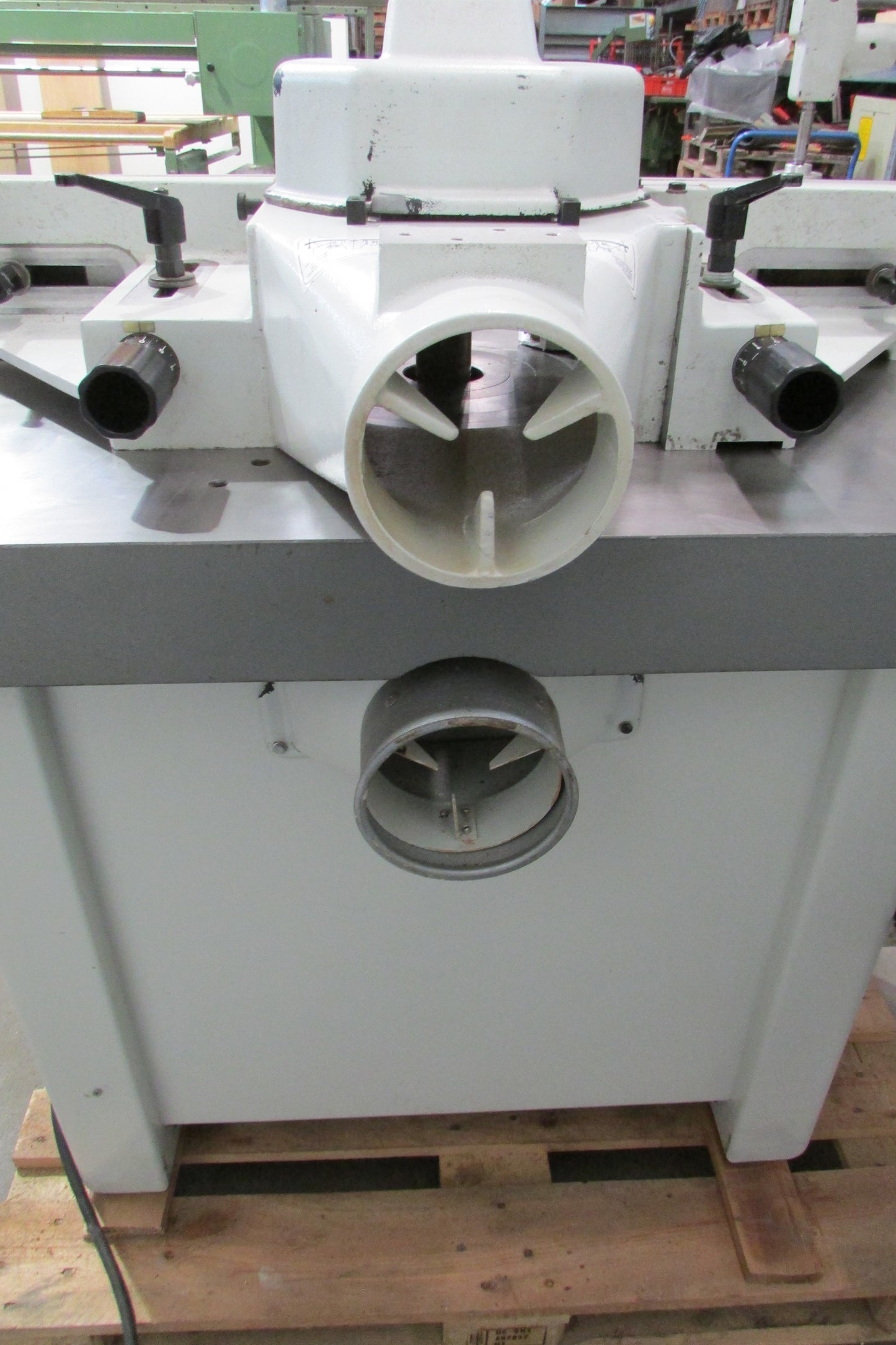 SAC T120 Tischfräsmaschine mit Schiebetisch - Gebrauchtmaschine