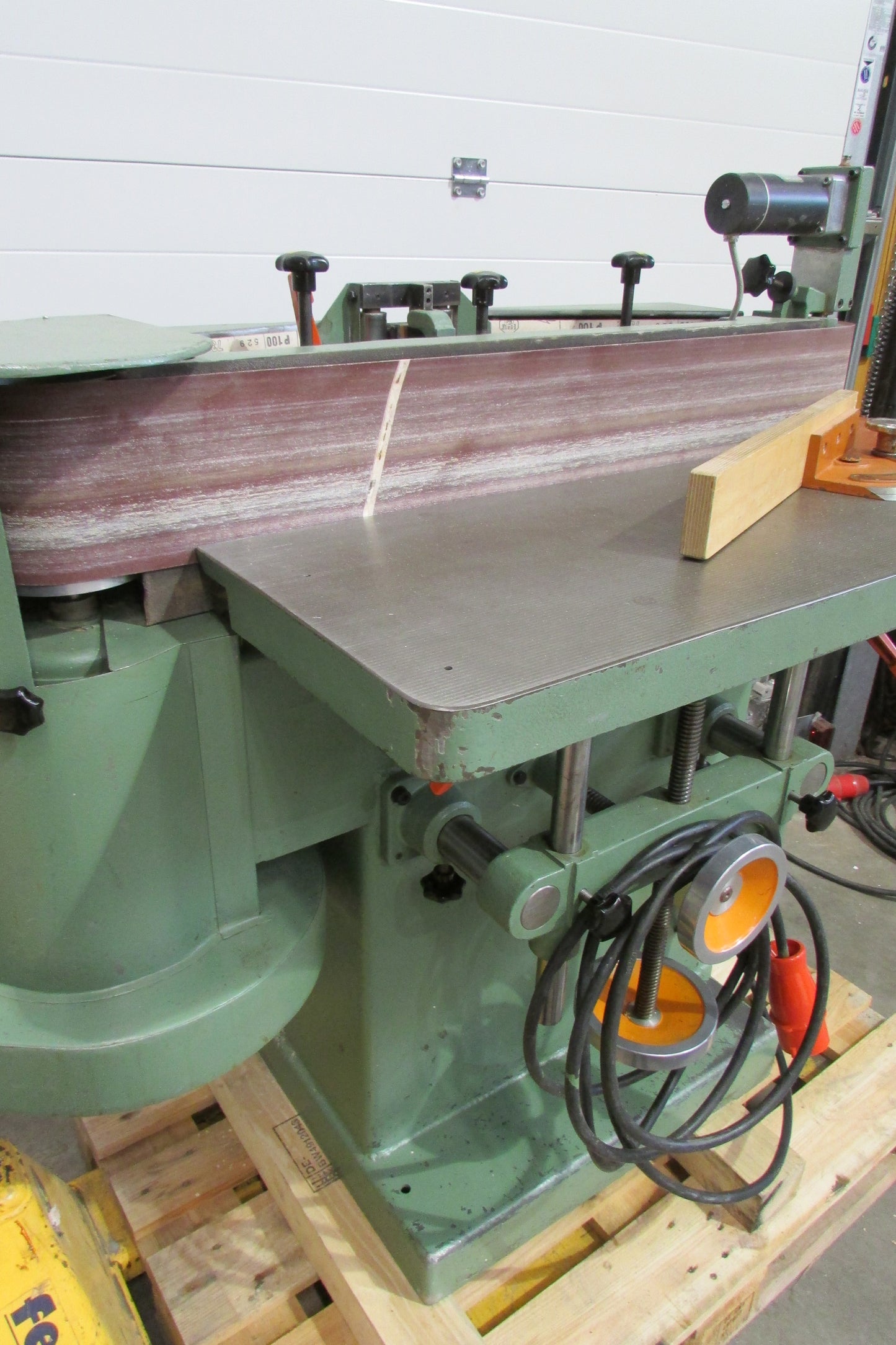 Frommia Kantenschleifmaschine MZK 80 - Gebrauchtmaschine