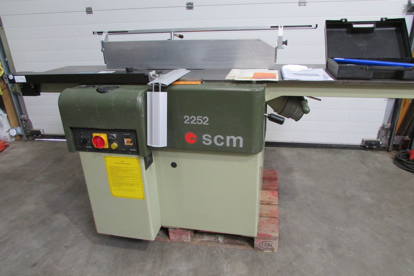SCM komb. Abricht-Dickenhobelmaschine Typ 2252 - Gebrauchtmaschine