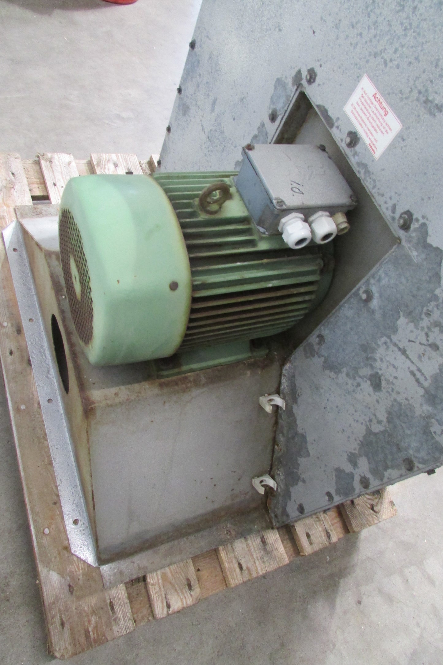 Schuko Späneventilator - 7,5 kW - 300mm - Gebrauchtmaschine