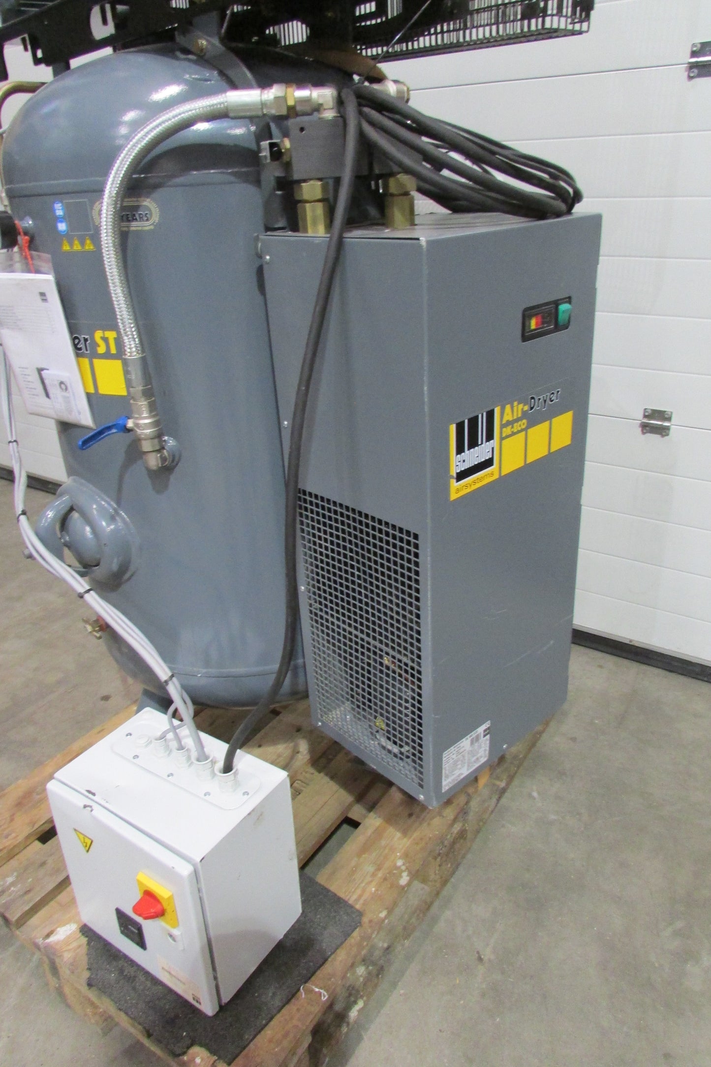 SCHNEIDER Airsystems Kompressor UNM STS 1000-10-270 - Gebrauchtmaschine 2016